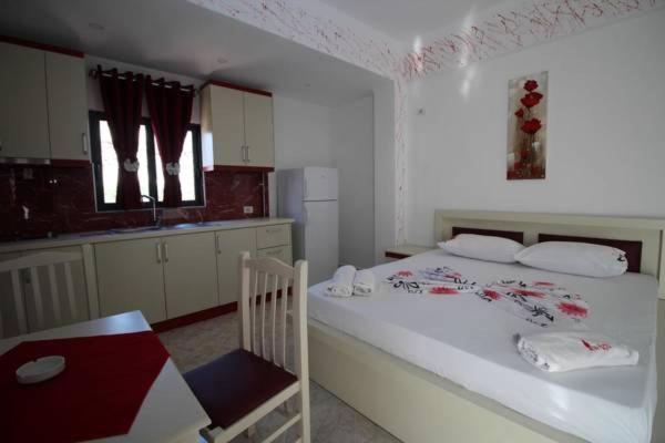 Poseidon Hotel Ksamil Eksteriør billede