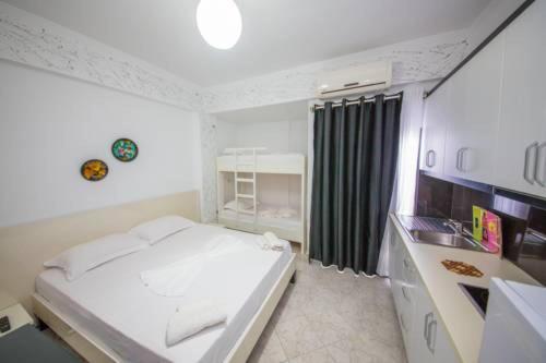Poseidon Hotel Ksamil Eksteriør billede